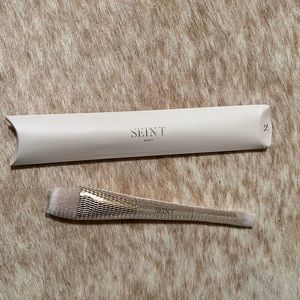 Seint Detail Brush